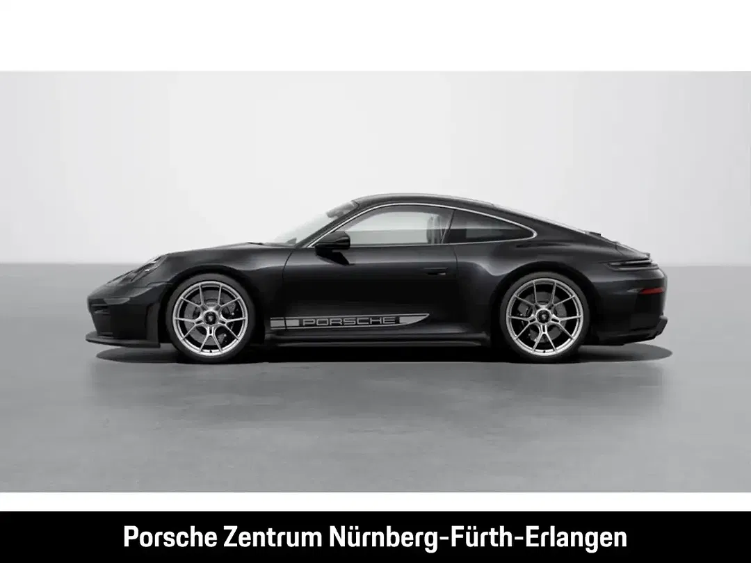 Porsche 992 - Thumbnail 2