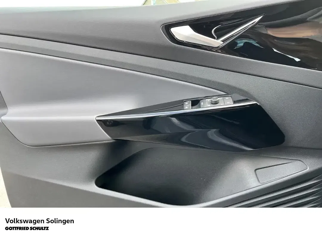 Volkswagen ID.4 - Thumbnail 9