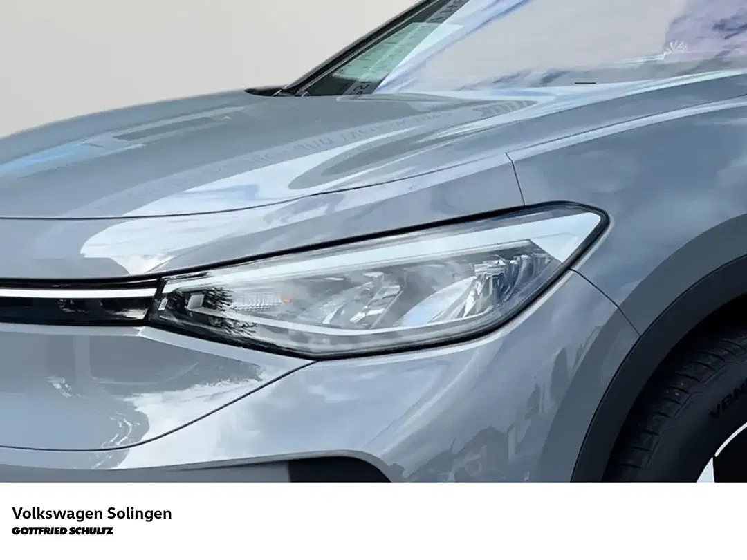 Volkswagen ID.4 - Thumbnail 3