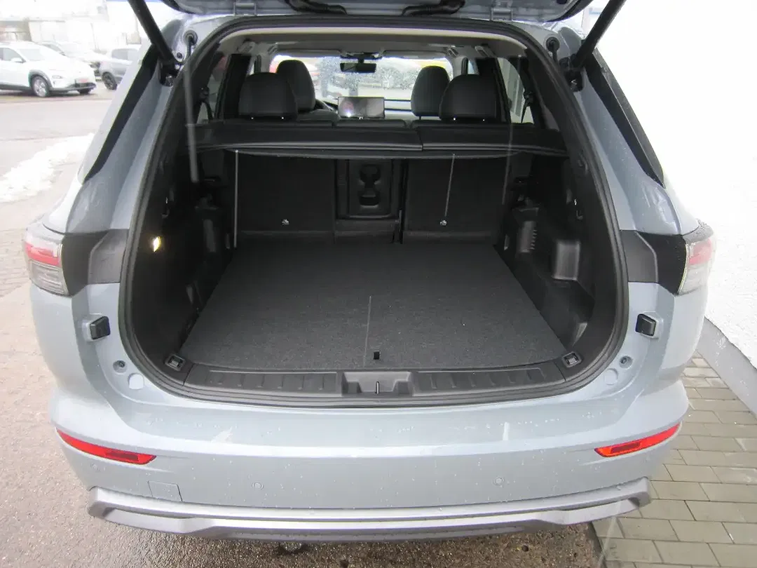 Mitsubishi Outlander - Thumbnail 7