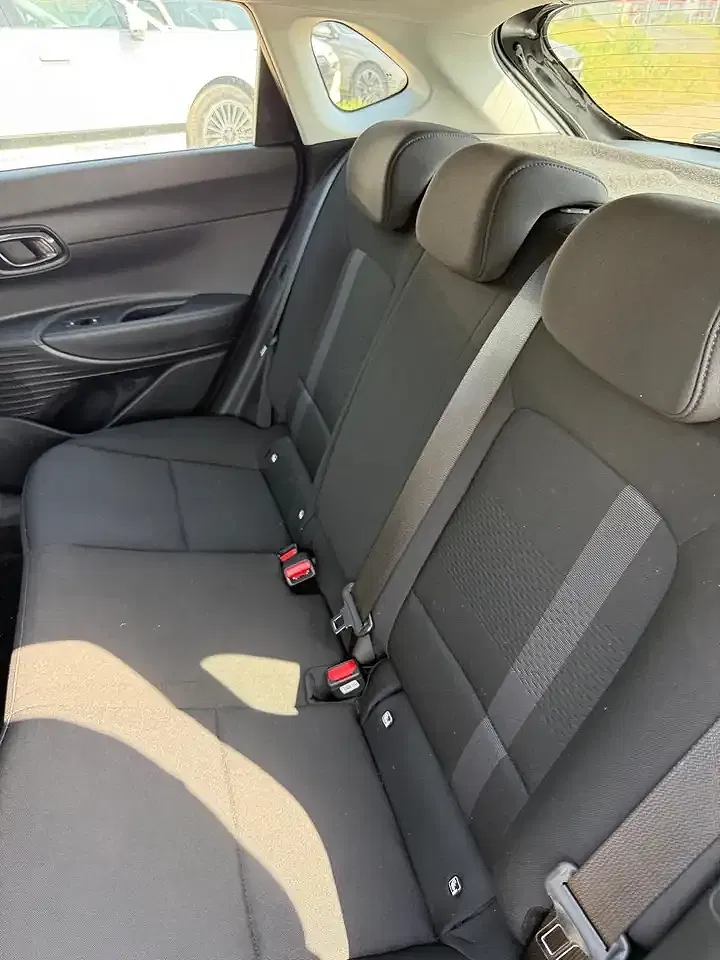 Hyundai i20 - Thumbnail 13