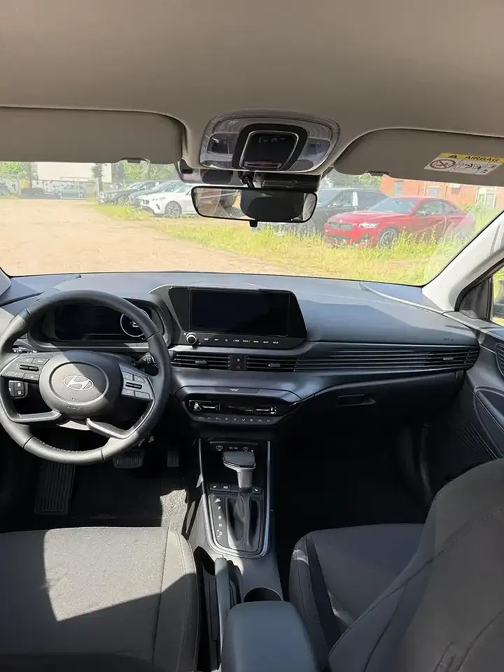 Hyundai i20 - Thumbnail 9