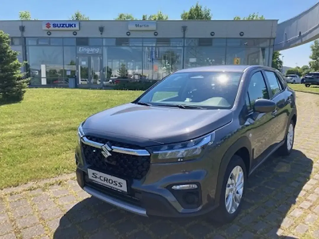 Suzuki S-Cross - Thumbnail 1