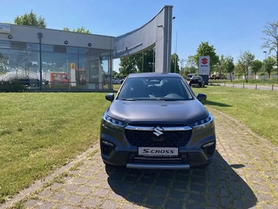 Suzuki S-Cross - Thumbnail 3