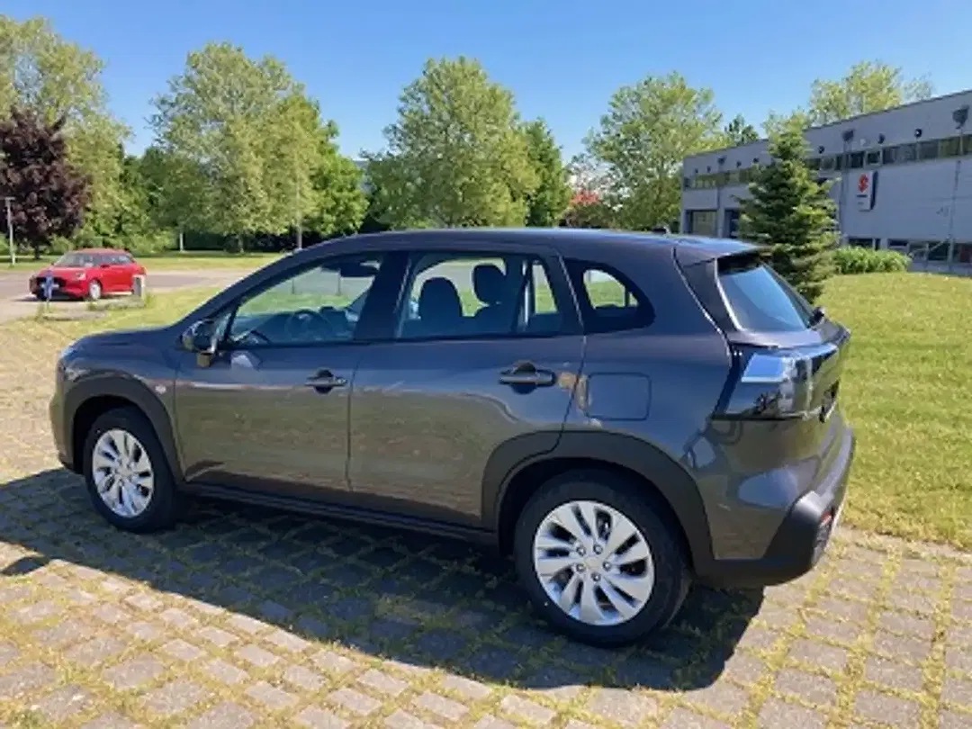 Suzuki S-Cross - Thumbnail 5