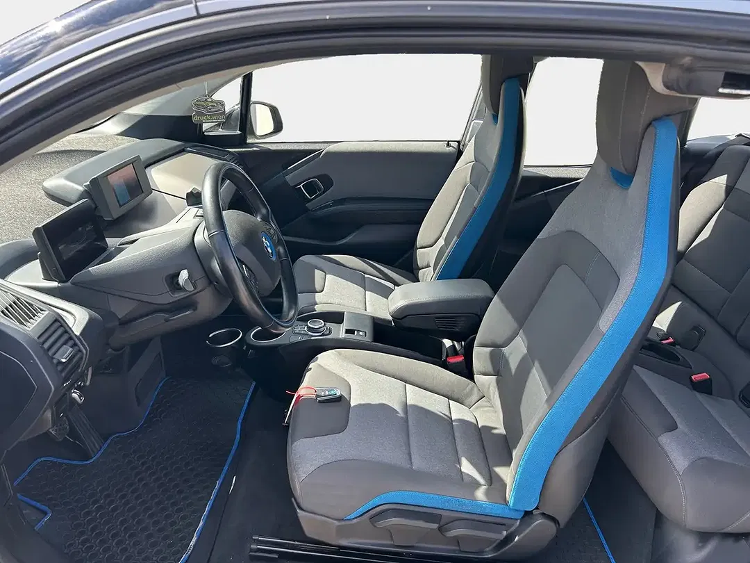 BMW i3 - Thumbnail 13