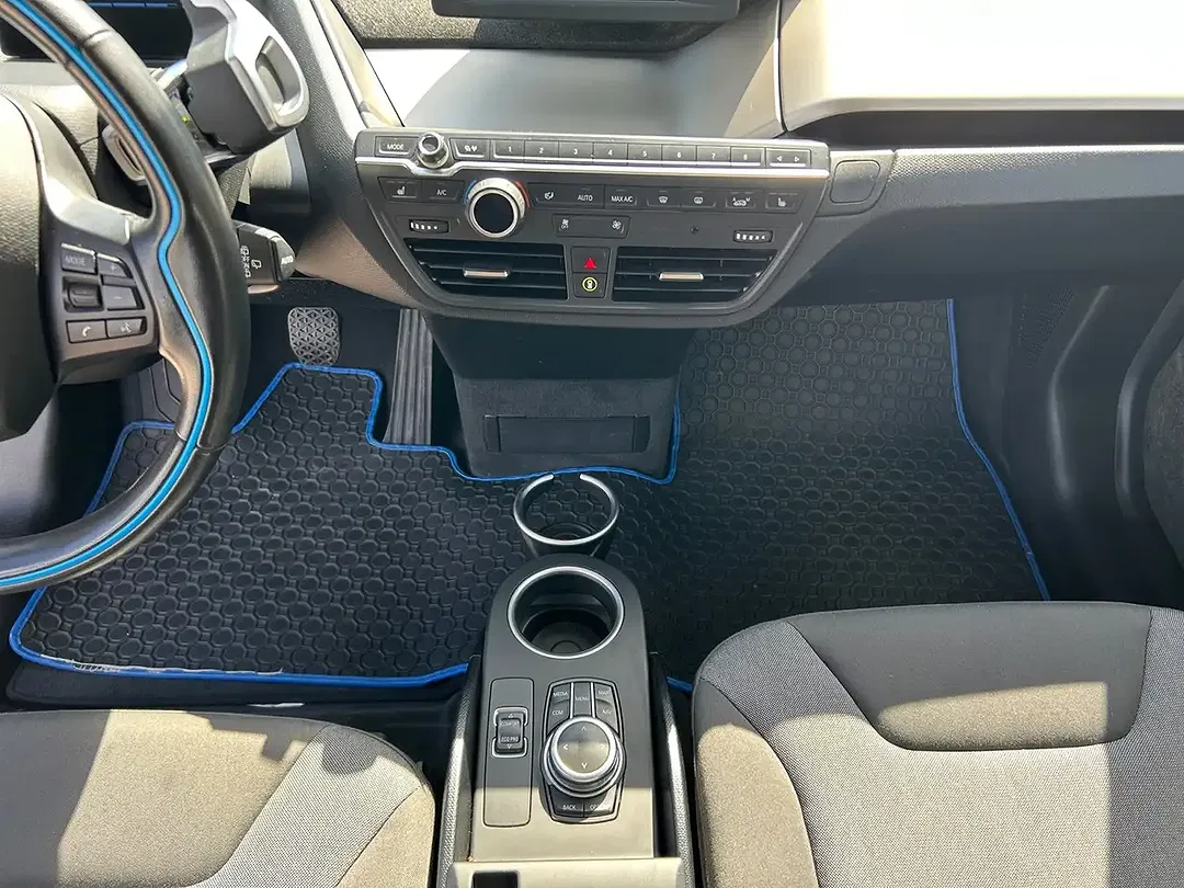 BMW i3 - Thumbnail 15