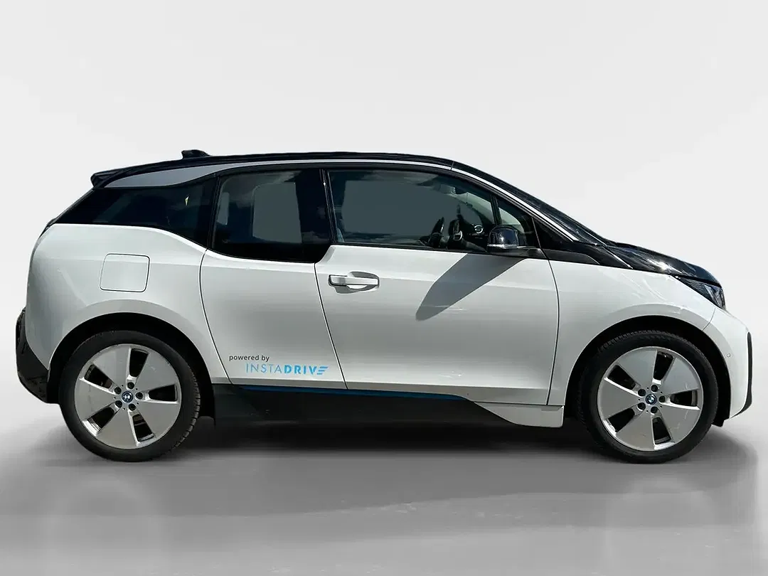 BMW i3 - Thumbnail 6