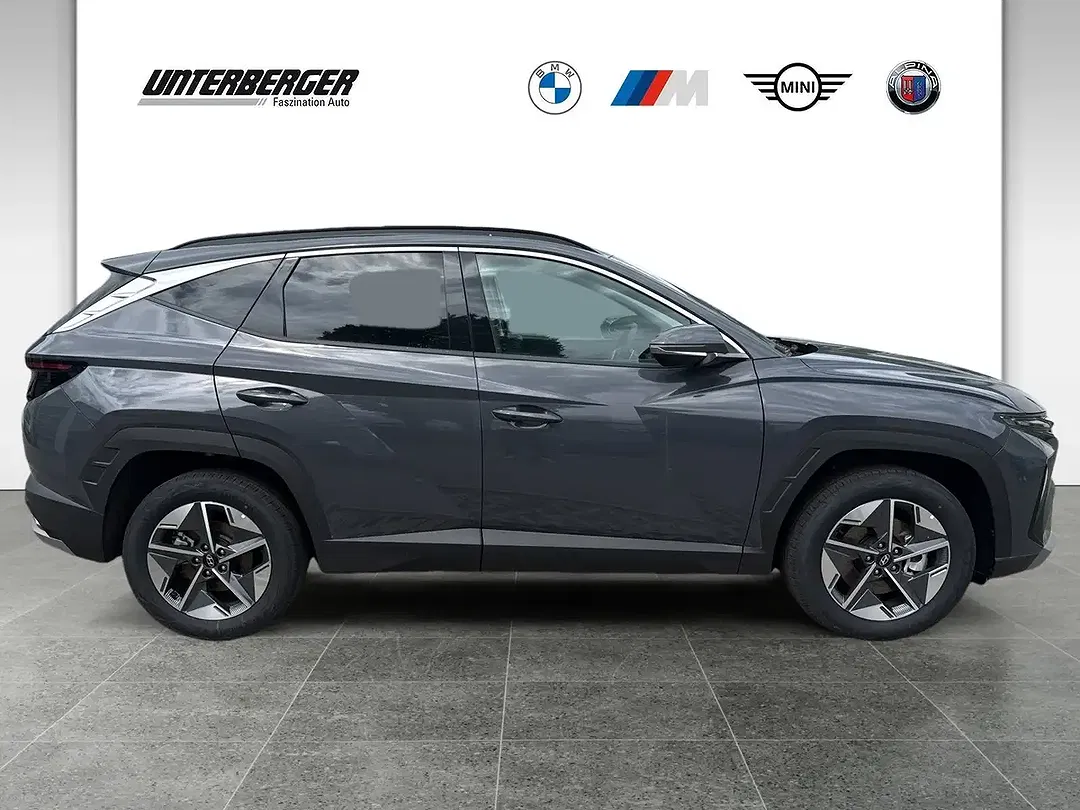 Hyundai TUCSON - Thumbnail 3