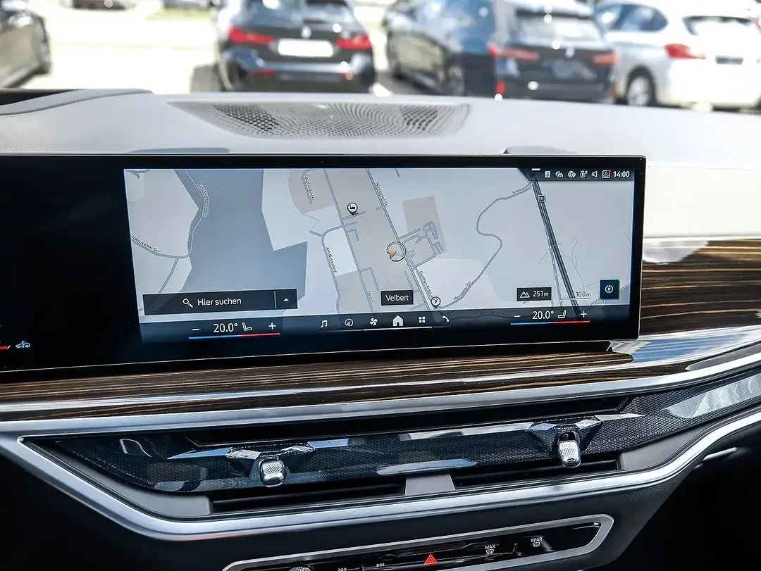 BMW X5 - Thumbnail 13
