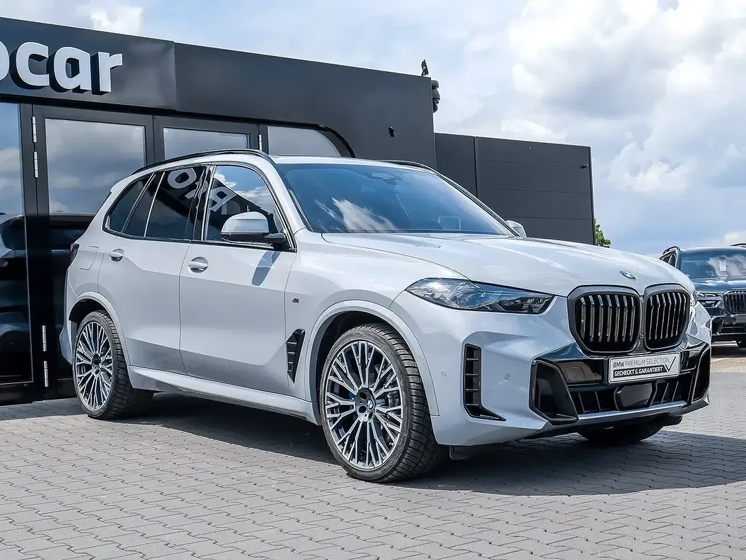 BMW X5 - Thumbnail 6