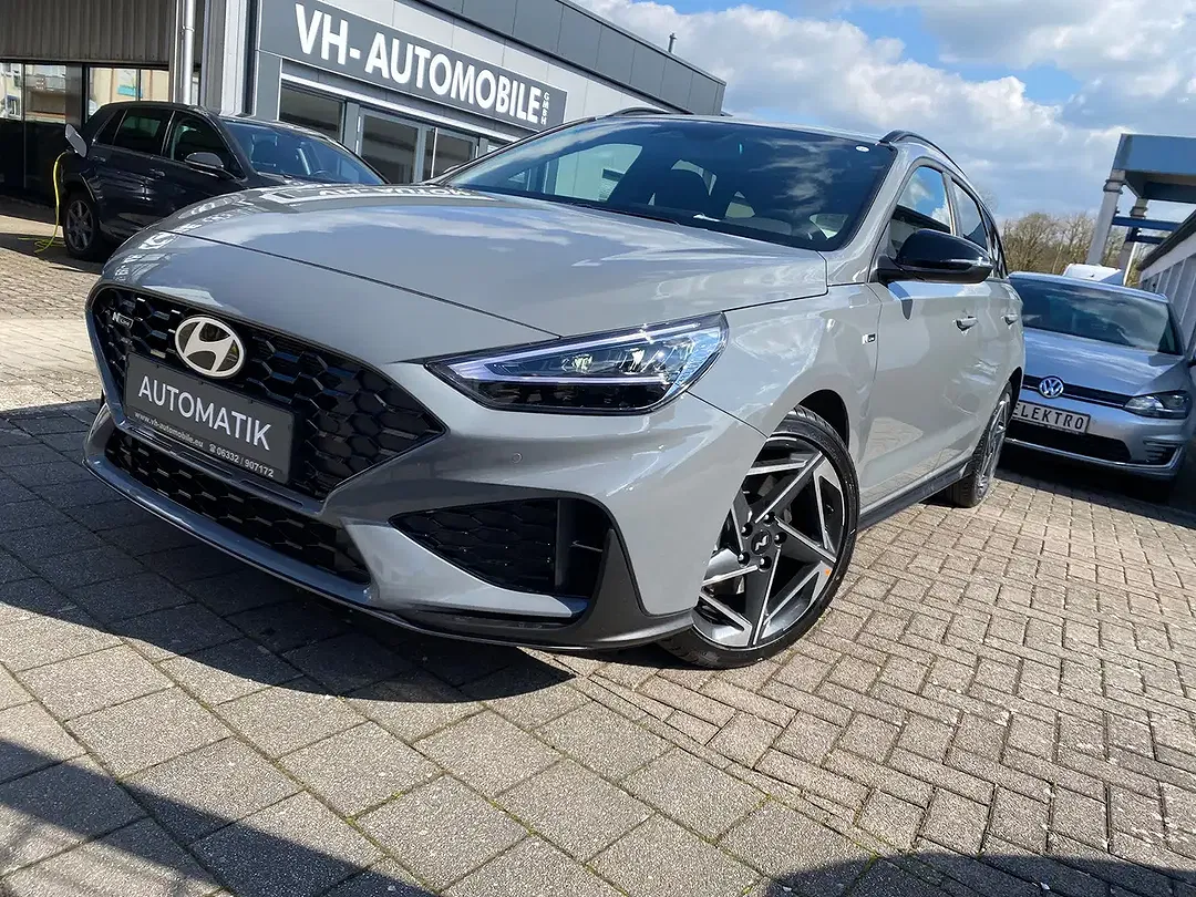 Hyundai i30 - Thumbnail 1