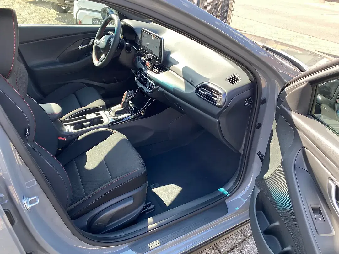 Hyundai i30 - Thumbnail 13