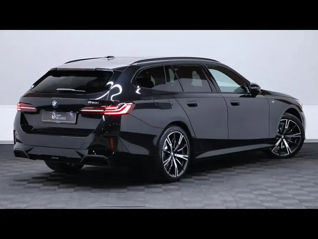 BMW 520 - Thumbnail 4