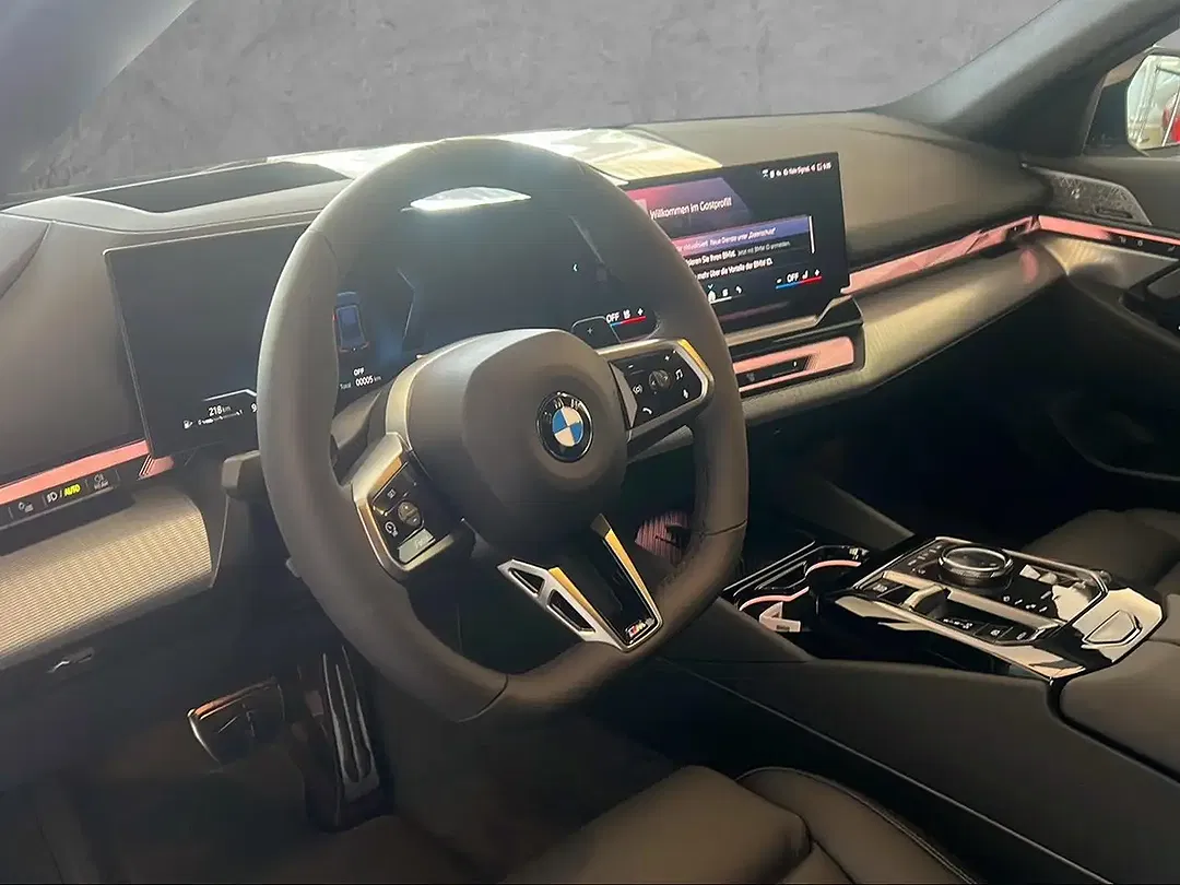 BMW 520 - Thumbnail 6