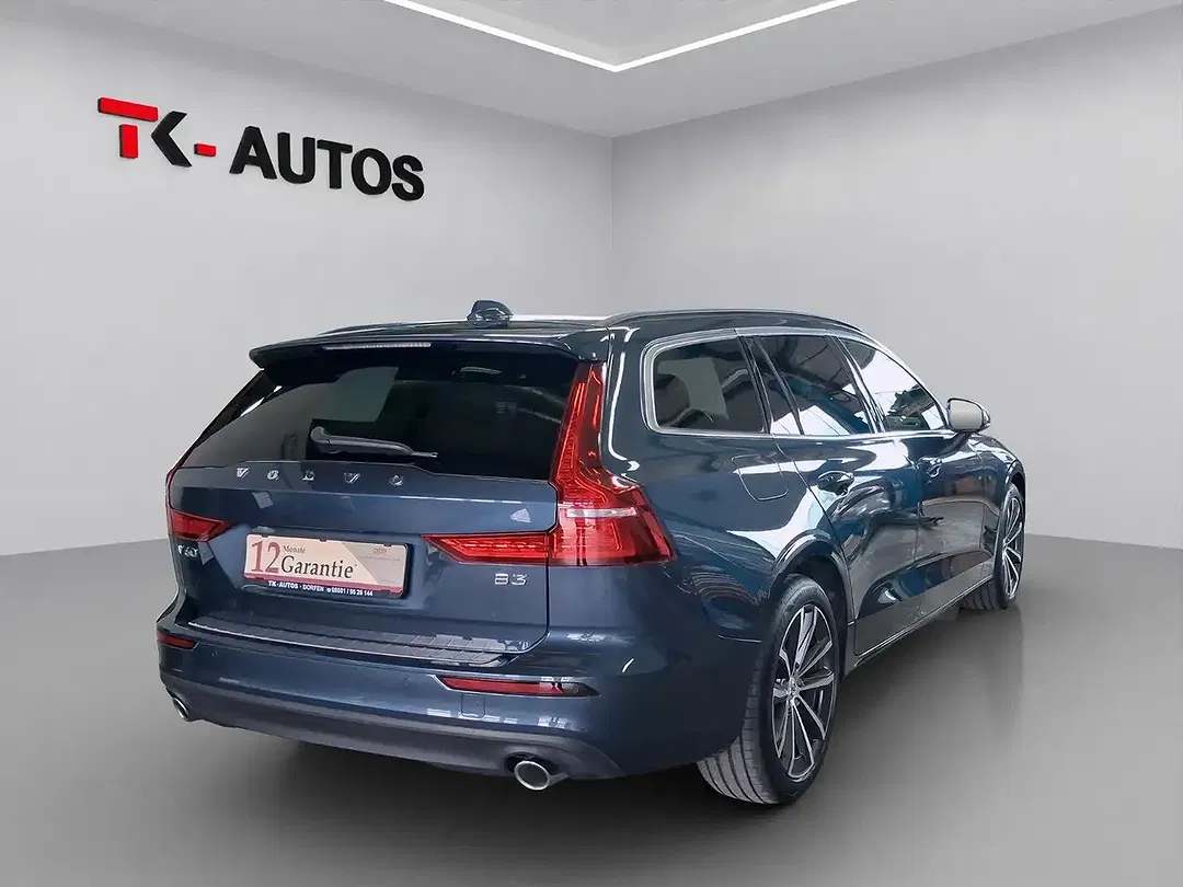Volvo V60 - Thumbnail 4