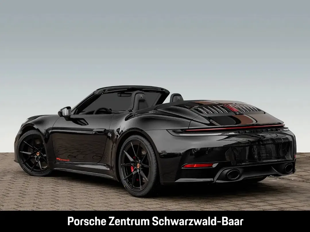 Porsche 992 - Thumbnail 3
