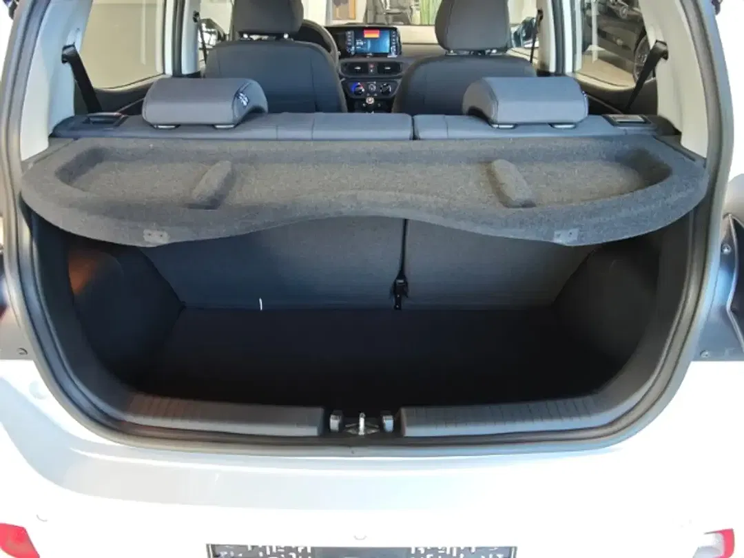 Hyundai i10 - Thumbnail 10
