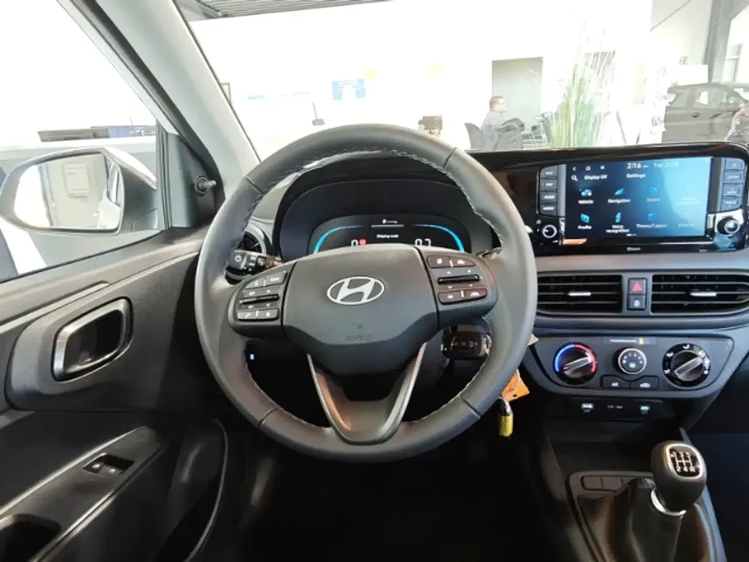 Hyundai i10 - Thumbnail 11