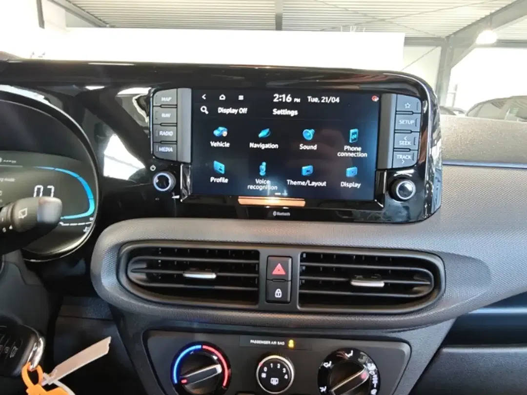 Hyundai i10 - Thumbnail 13