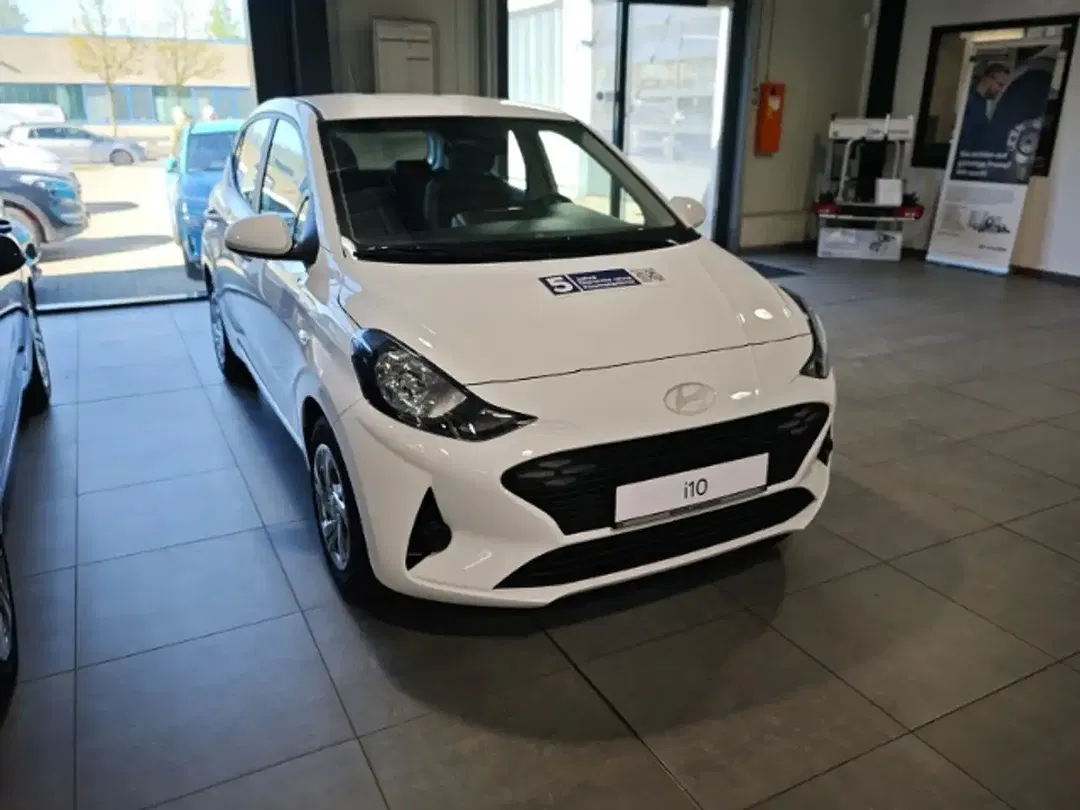 Hyundai i10 - Thumbnail 3