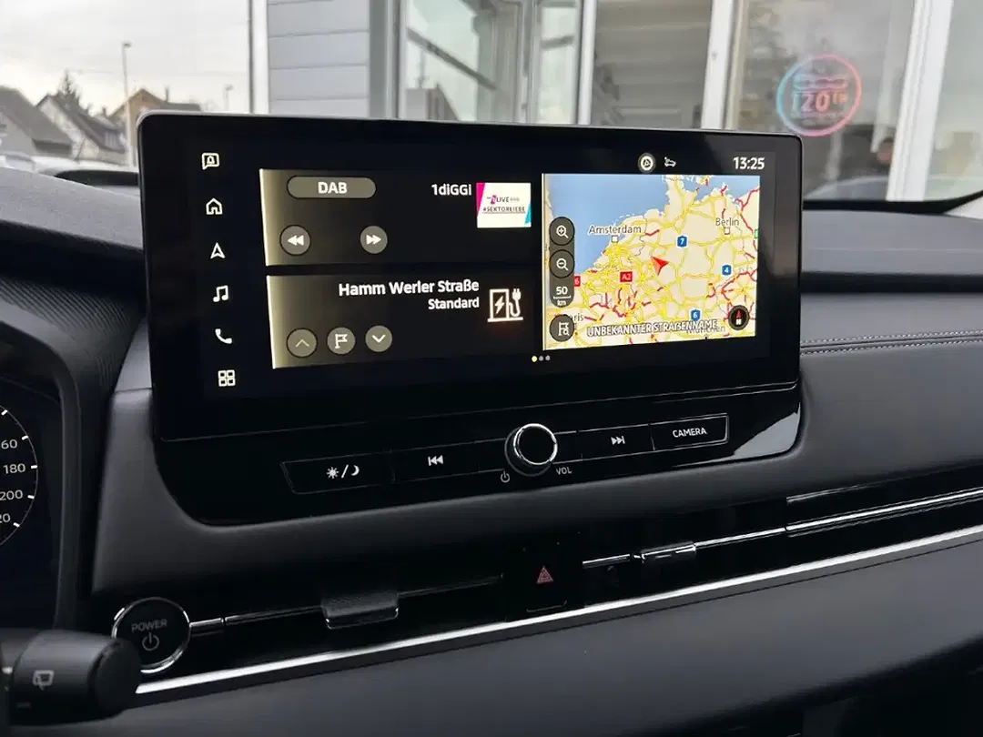 Mitsubishi Outlander - Thumbnail 12
