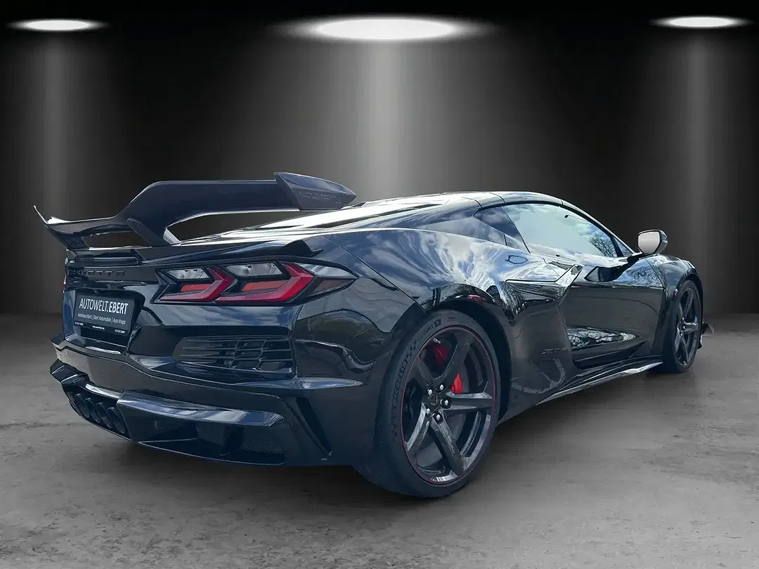 Corvette Z06 - Thumbnail 3