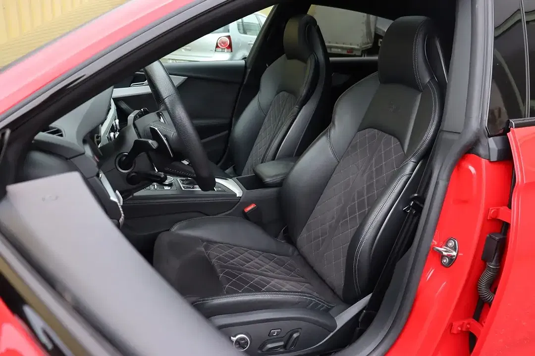 Audi RS5 - Thumbnail 12