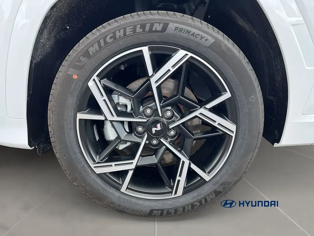 Hyundai TUCSON - Thumbnail 7