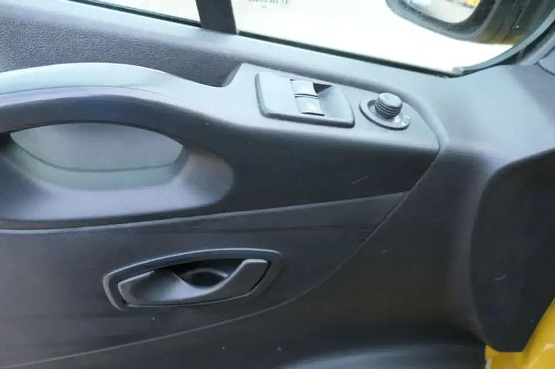 Renault Trafic - Thumbnail 10