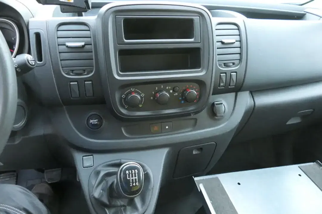 Renault Trafic - Thumbnail 12