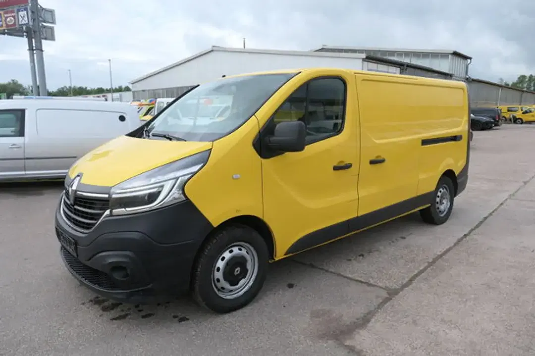 Renault Trafic - Thumbnail 2