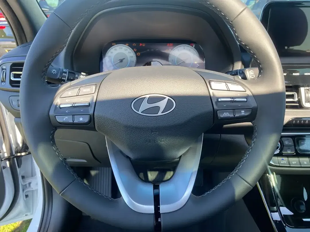 Hyundai i30 - Thumbnail 13