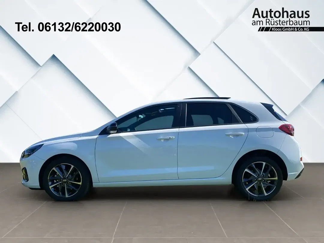 Hyundai i30 - Thumbnail 3