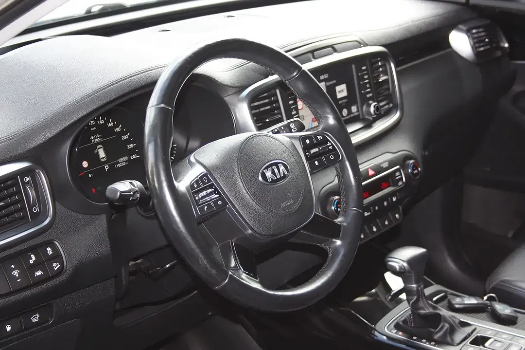 Kia Sorento - Thumbnail 11