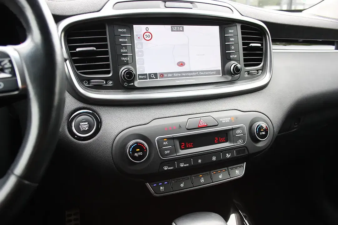 Kia Sorento - Thumbnail 13