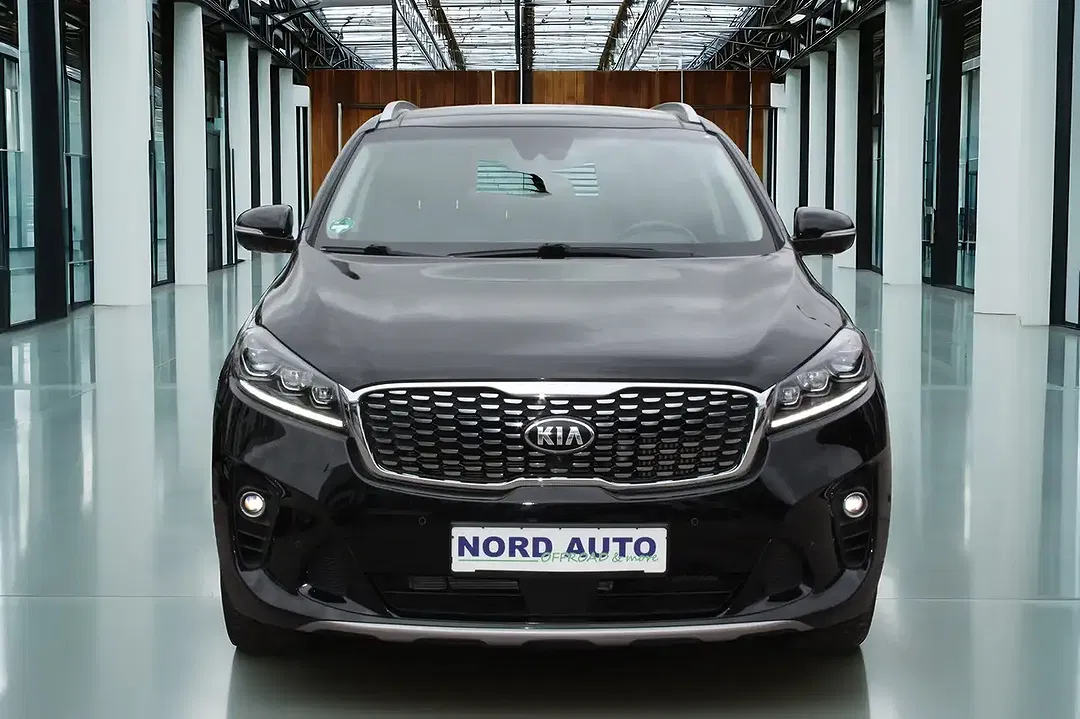 Kia Sorento - Thumbnail 3