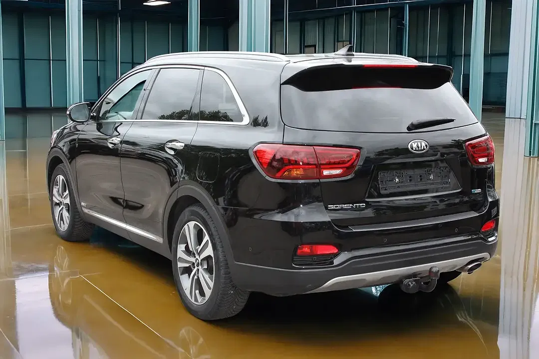 Kia Sorento - Thumbnail 6