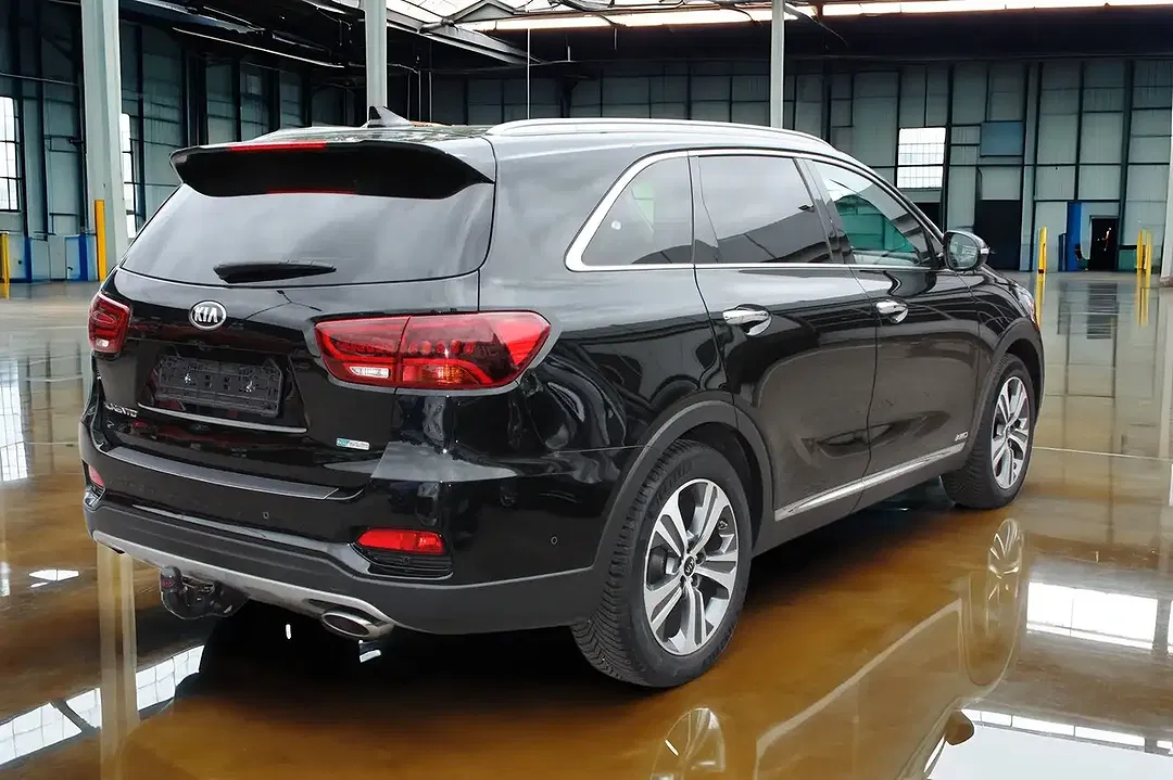 Kia Sorento - Thumbnail 8