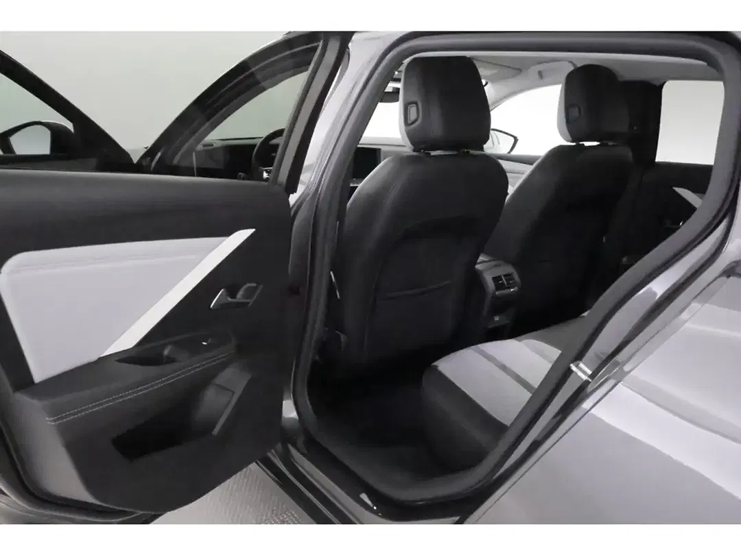 Opel Astra - Thumbnail 19