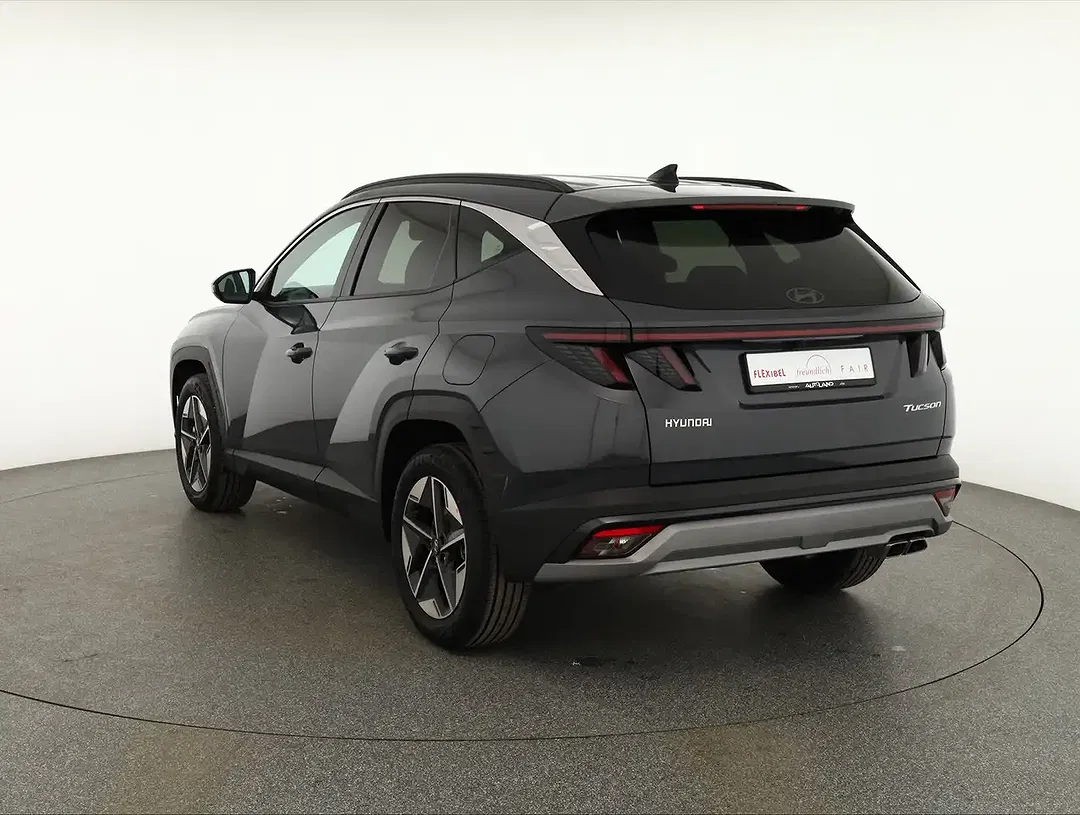 Hyundai TUCSON - Thumbnail 2