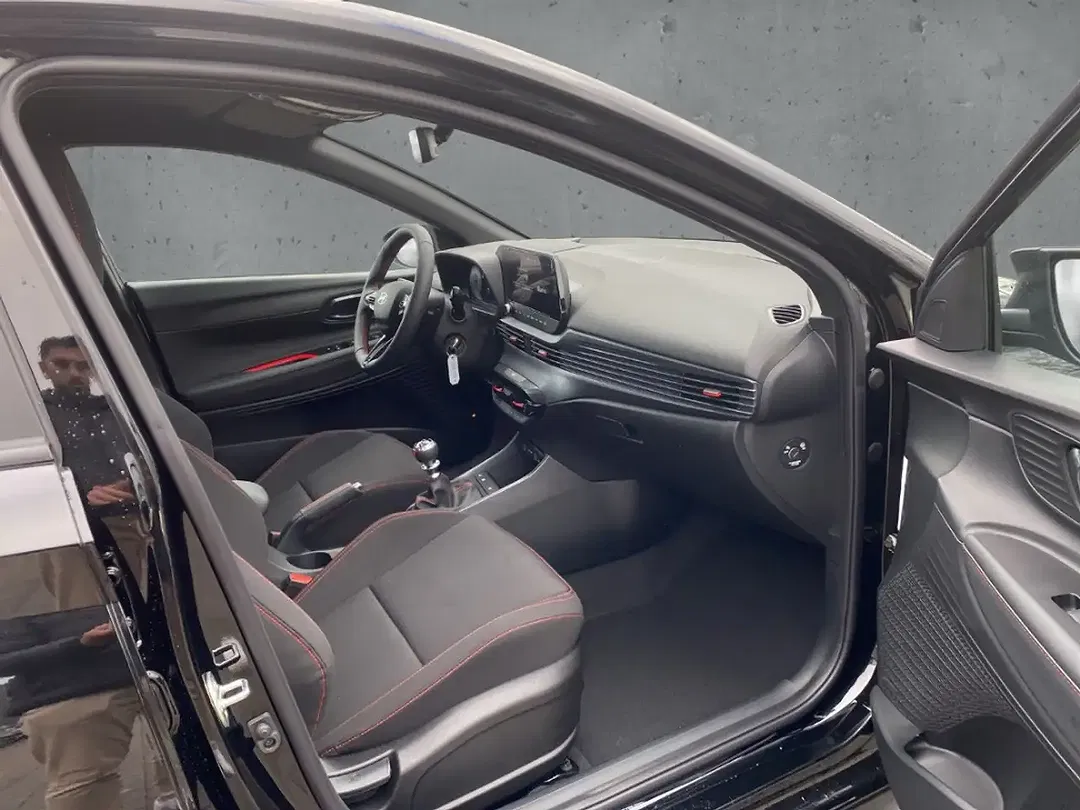 Hyundai i20 - Thumbnail 13
