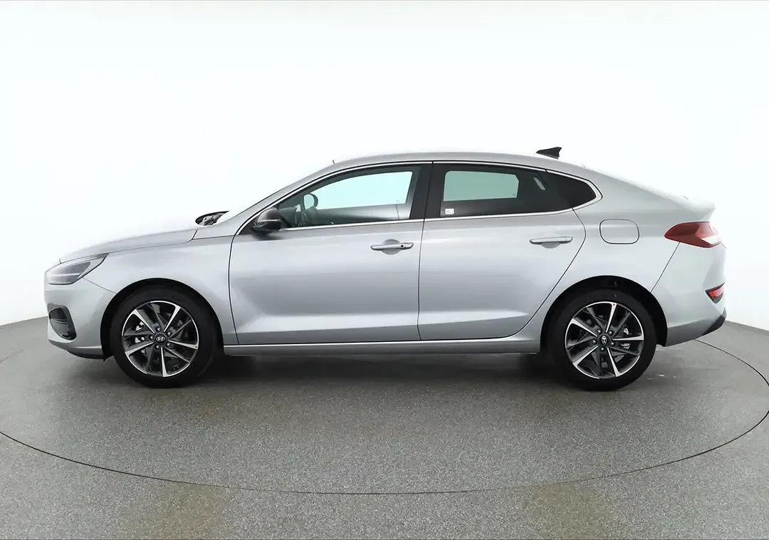Hyundai i30 - Thumbnail 1
