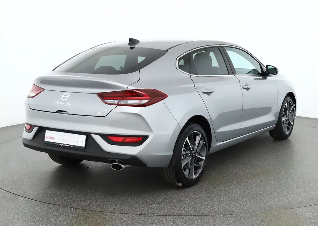 Hyundai i30 - Thumbnail 4