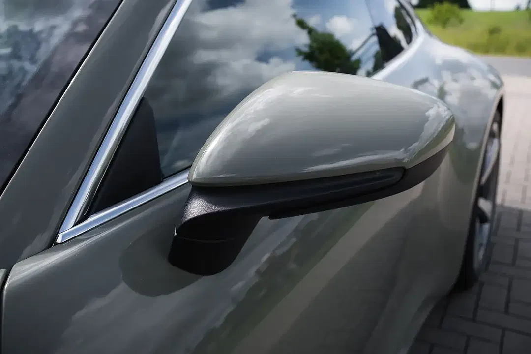 Porsche 992 - Thumbnail 6