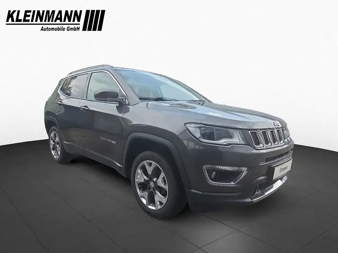 Jeep Compass - Thumbnail 2