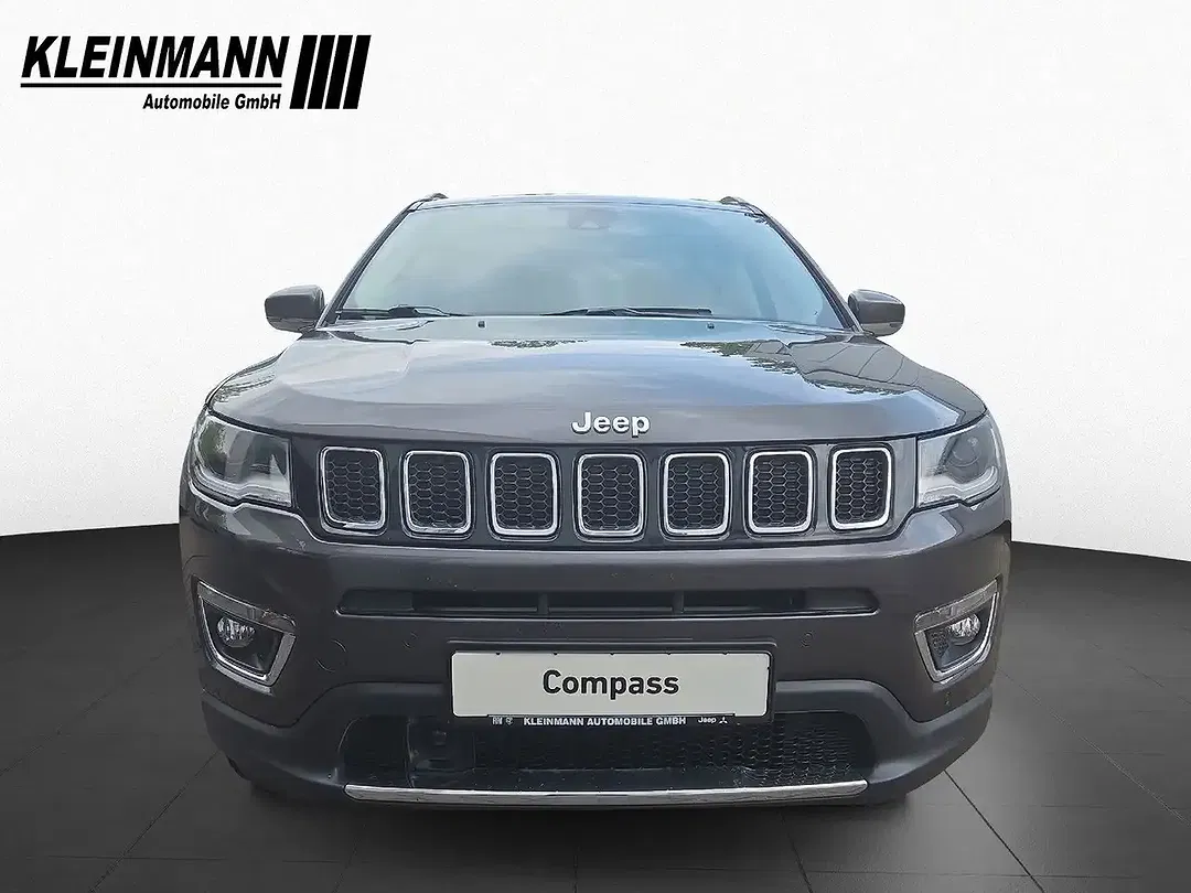 Jeep Compass - Thumbnail 3