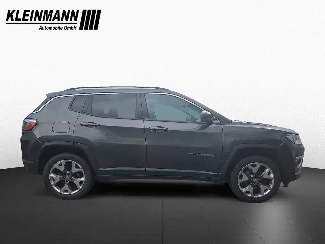 Jeep Compass - Thumbnail 5
