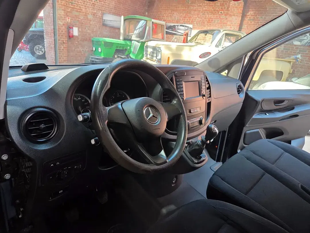 Mercedes-Benz Vito - Thumbnail 12
