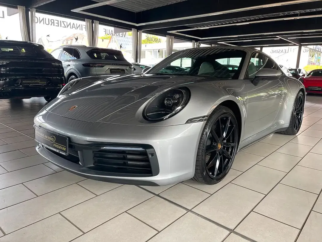 Porsche 992 Carrera Coupe